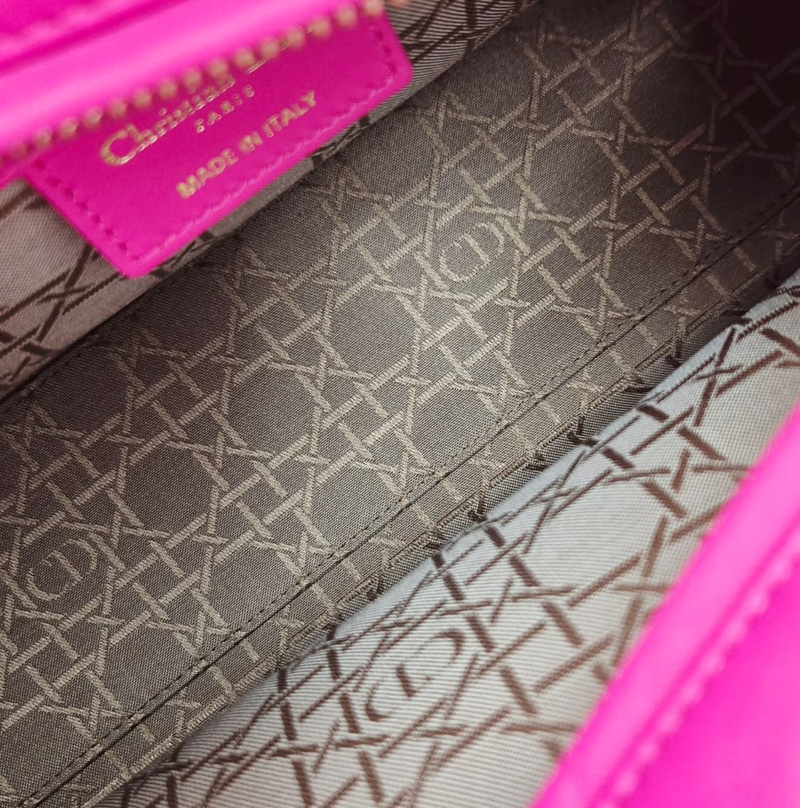 크리스찬 디올 레이디 디올 라지 토트백 겸 숄더백 상품이미지9