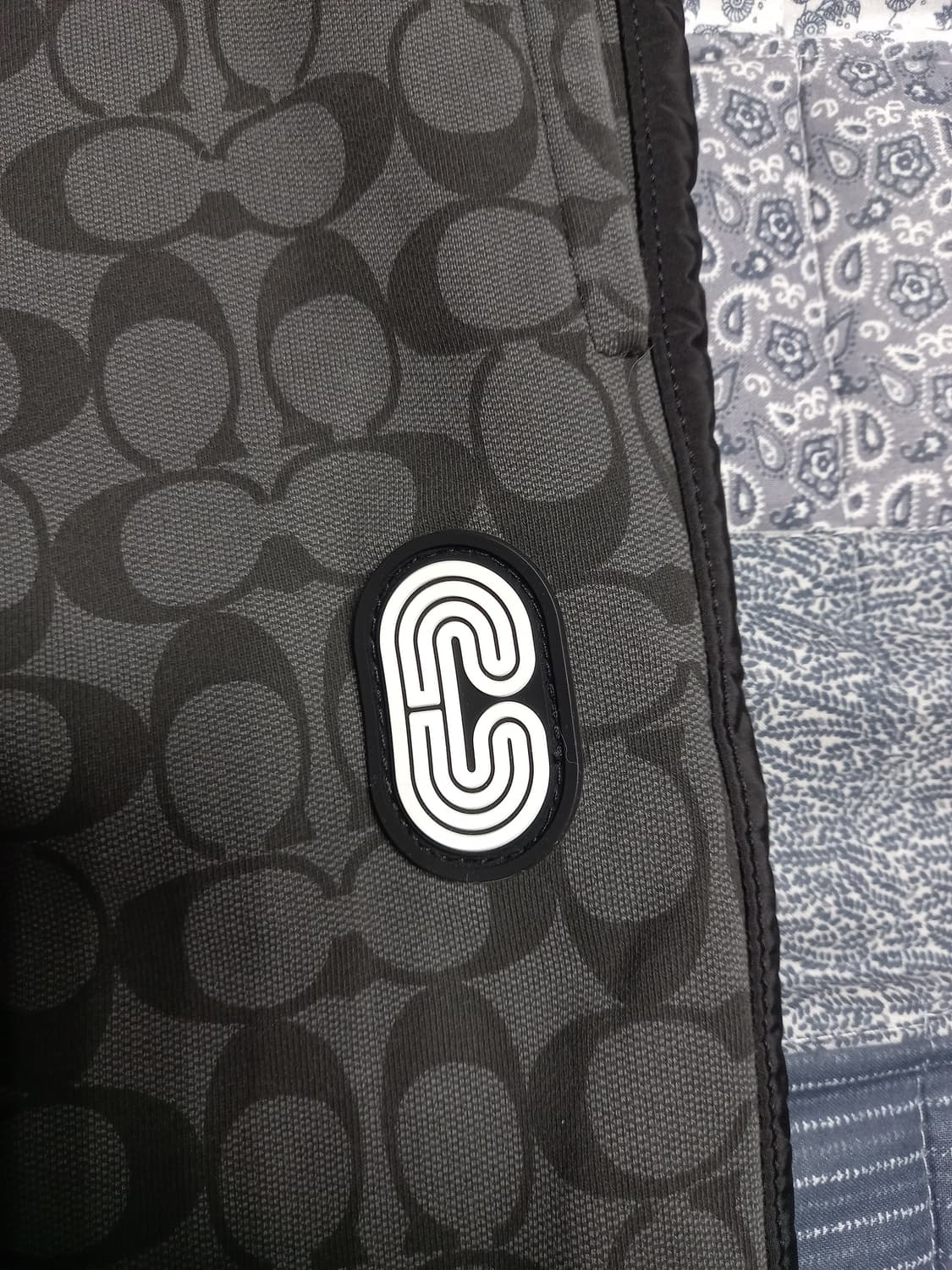 코치 남성 올오버로고 조거팬츠  34 상품이미지2