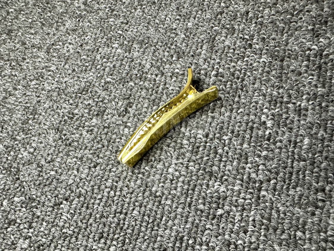 미우미우 헤어클립 (1ps) 상품이미지3