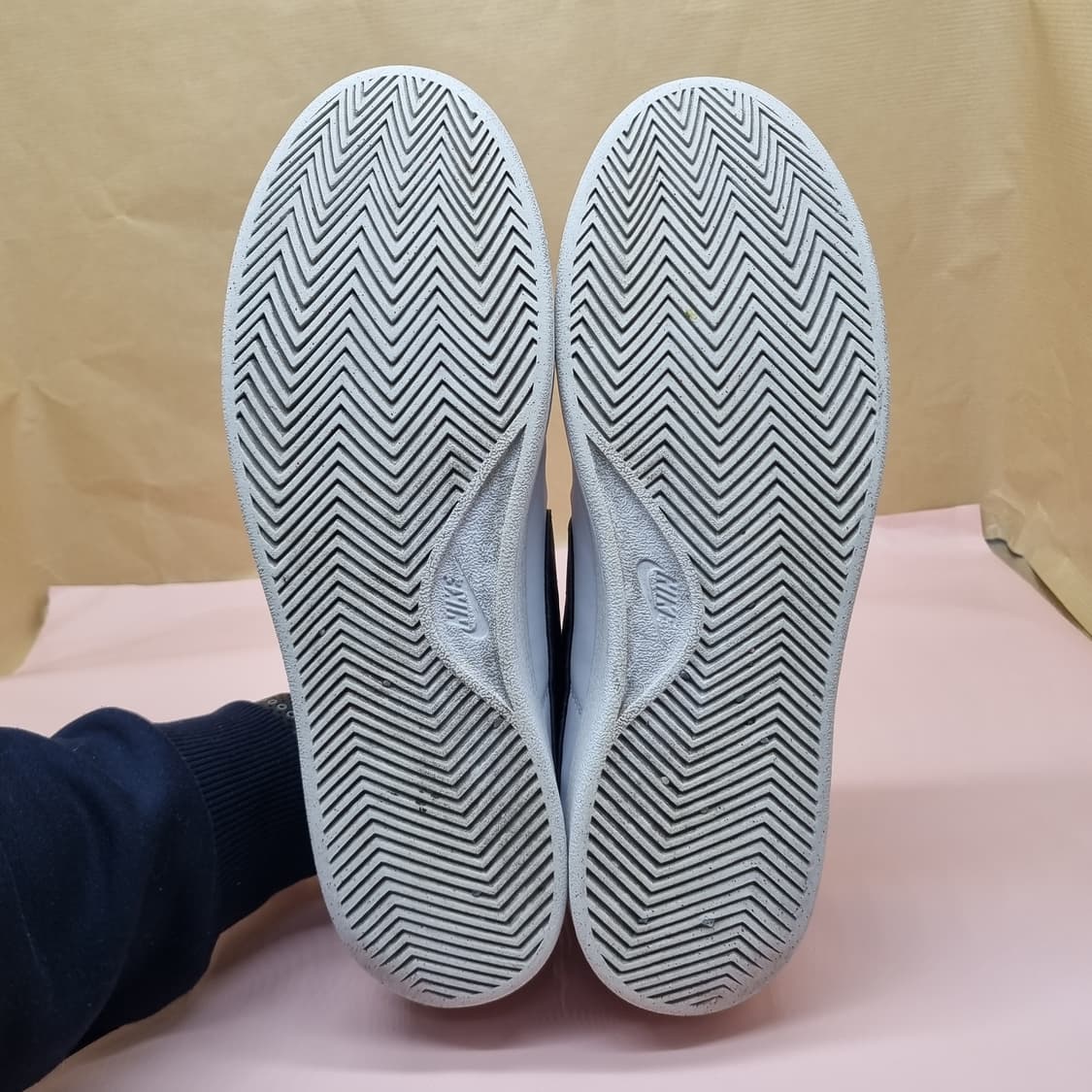 나이키 코트로얄2 남성스니커즈285 상품이미지3