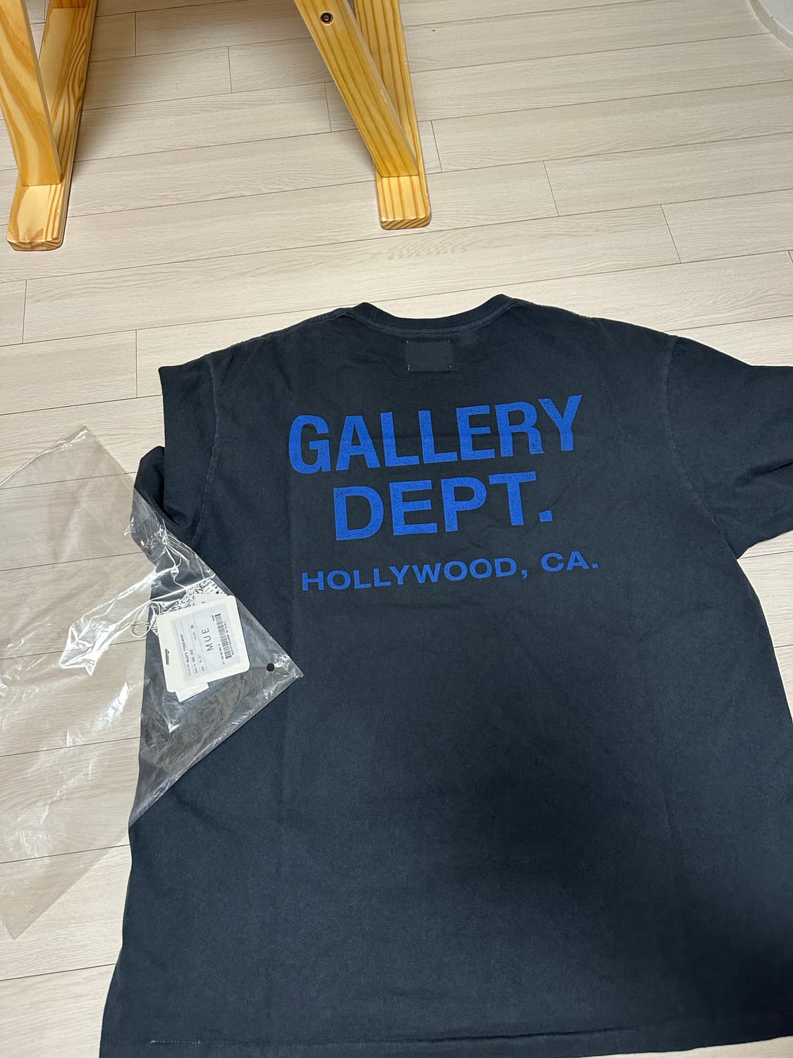 갤러리디파트먼트 25ss 반팔 티셔츠 사이즈 XL 팝니다 상품이미지2