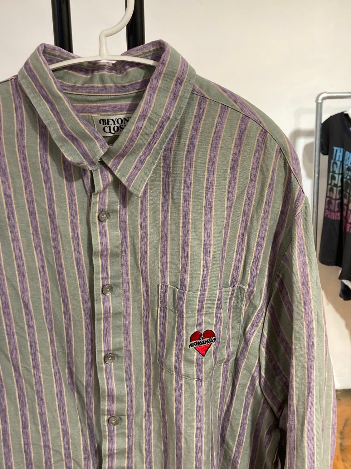 비욘드 클로젯 하트 패치 스트라이프 셔츠 상품이미지6