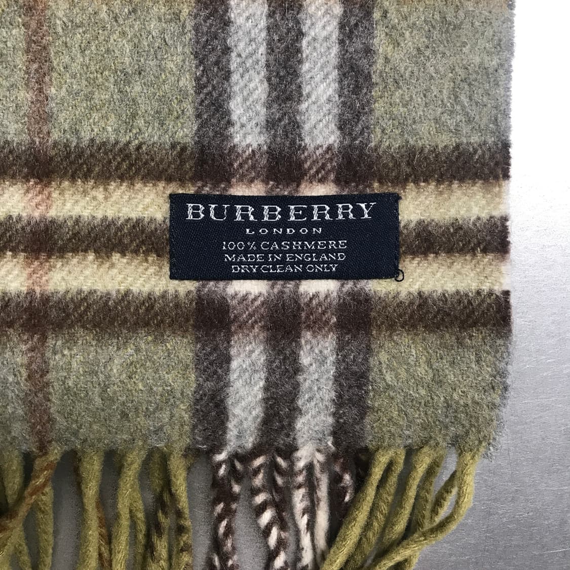 버버리 정품 캐시미어 머플러 그린 상품이미지3