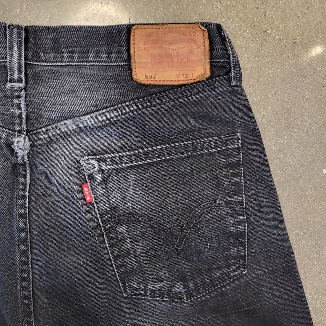 Levi's 오리지널 리바이스 501 데미지 흑청데님 상품이미지9