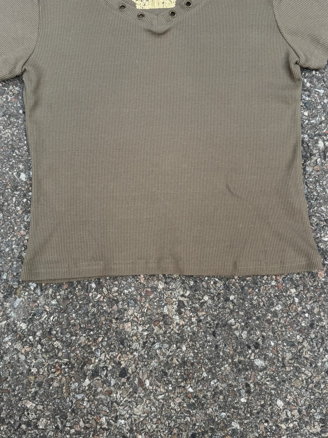00’s y2k Eyelet V-Neck T-Shirt 상품이미지4