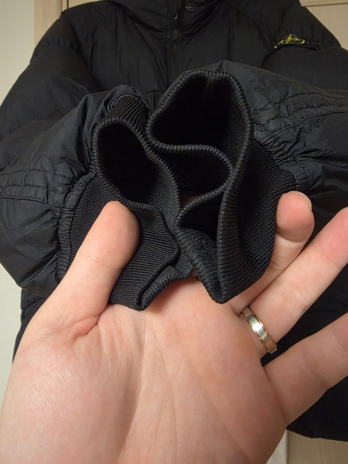 [L] 23FW 스톤아일랜드 크링클랩스 다운 후드 패딩 상품이미지4