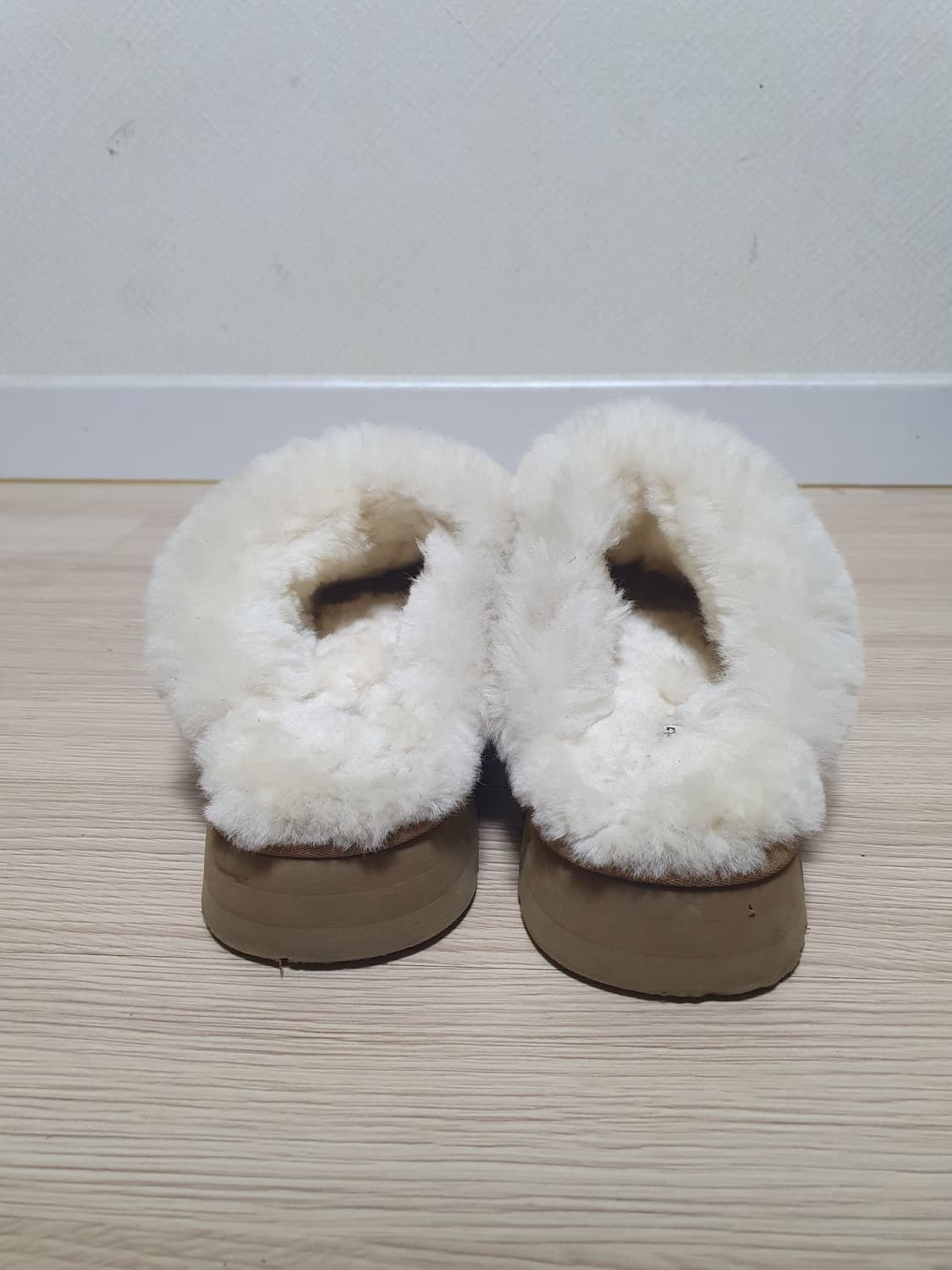 어그 디스케트 털 슬리퍼 240 상품이미지5