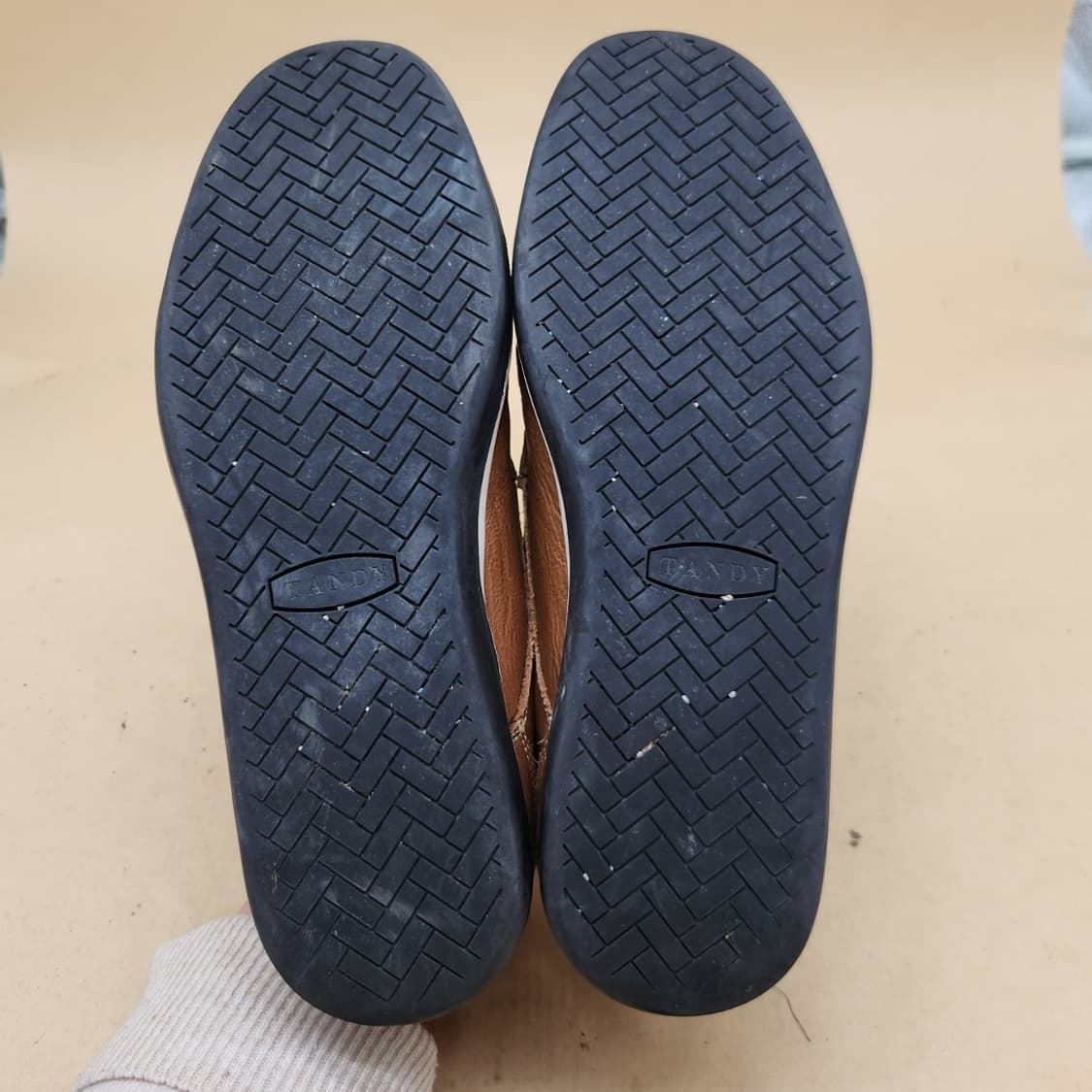 탠디 소가죽 남성캐주얼화 260 상품이미지3