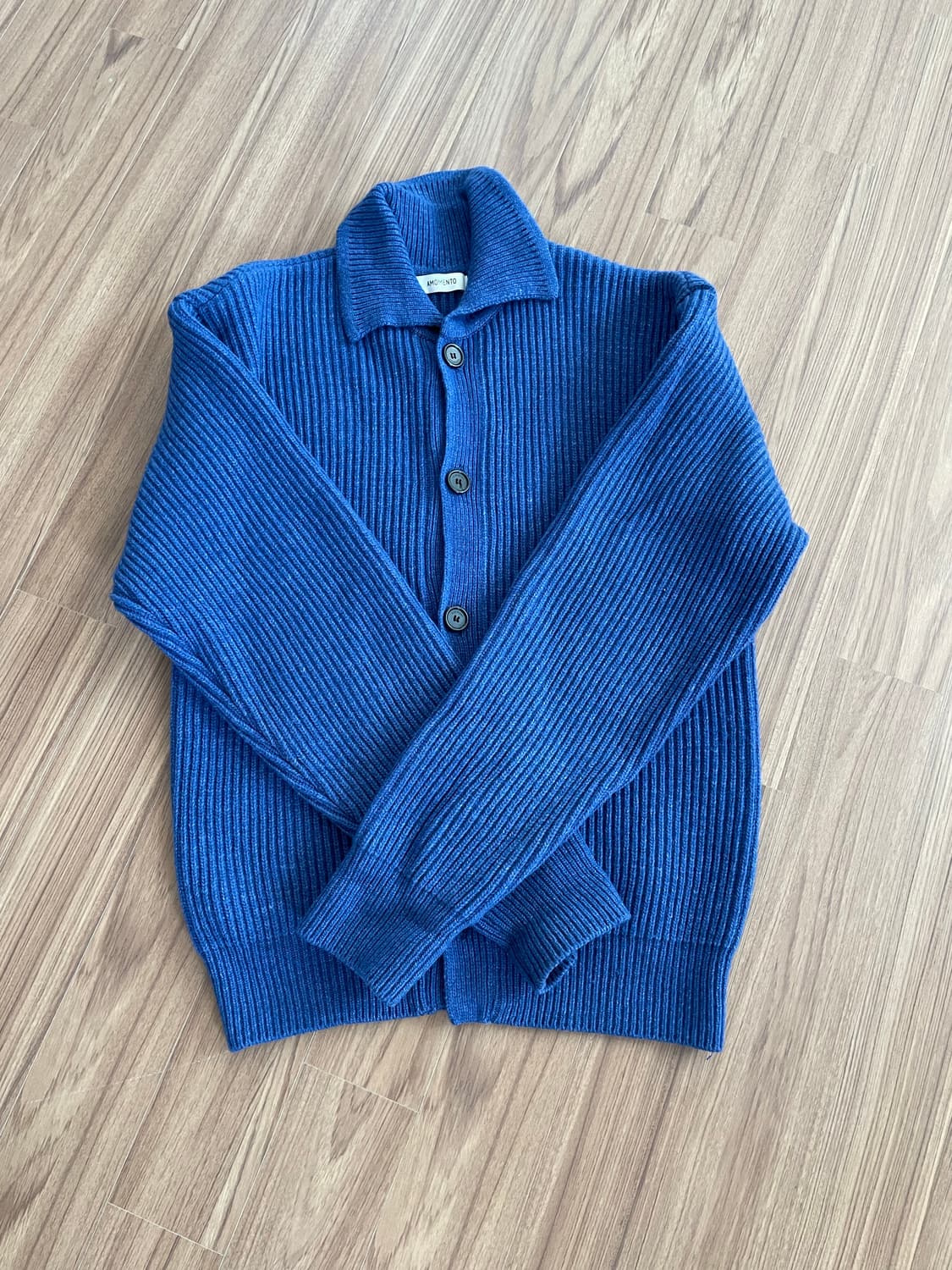 아모멘토 블루 가디건 상품이미지1