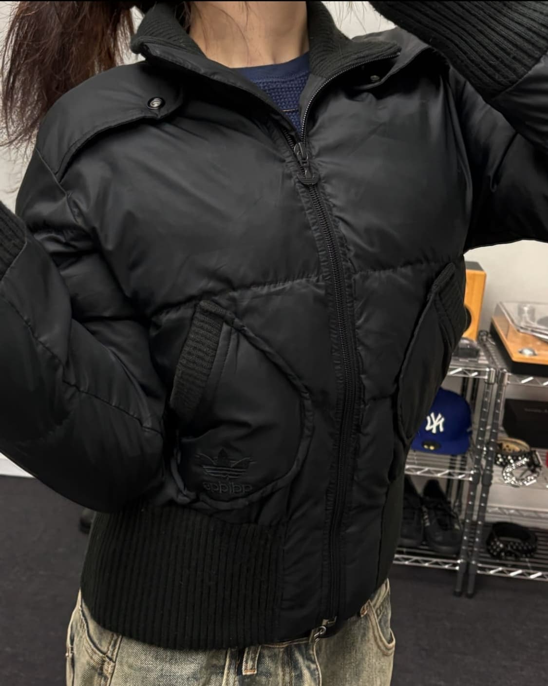 아디다스 00s 크롭 다운 패딩 블랙 상품이미지1