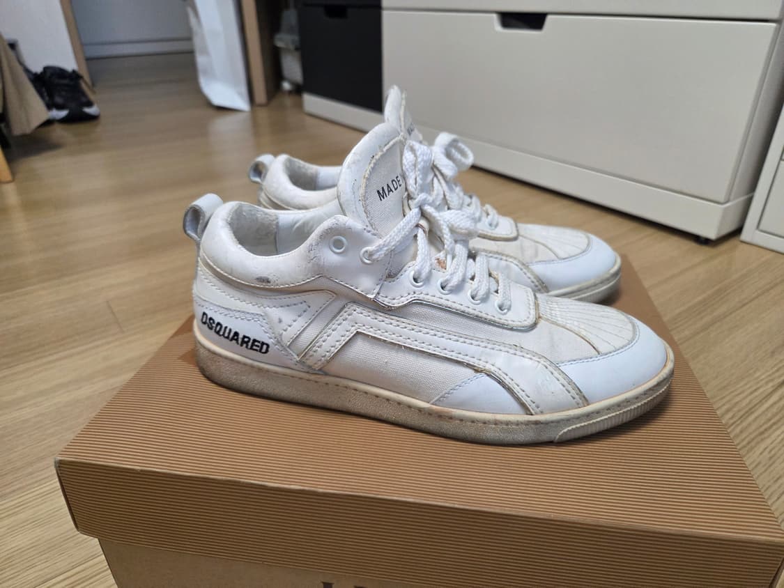 디스퀘어드 스니커즈 상품이미지1