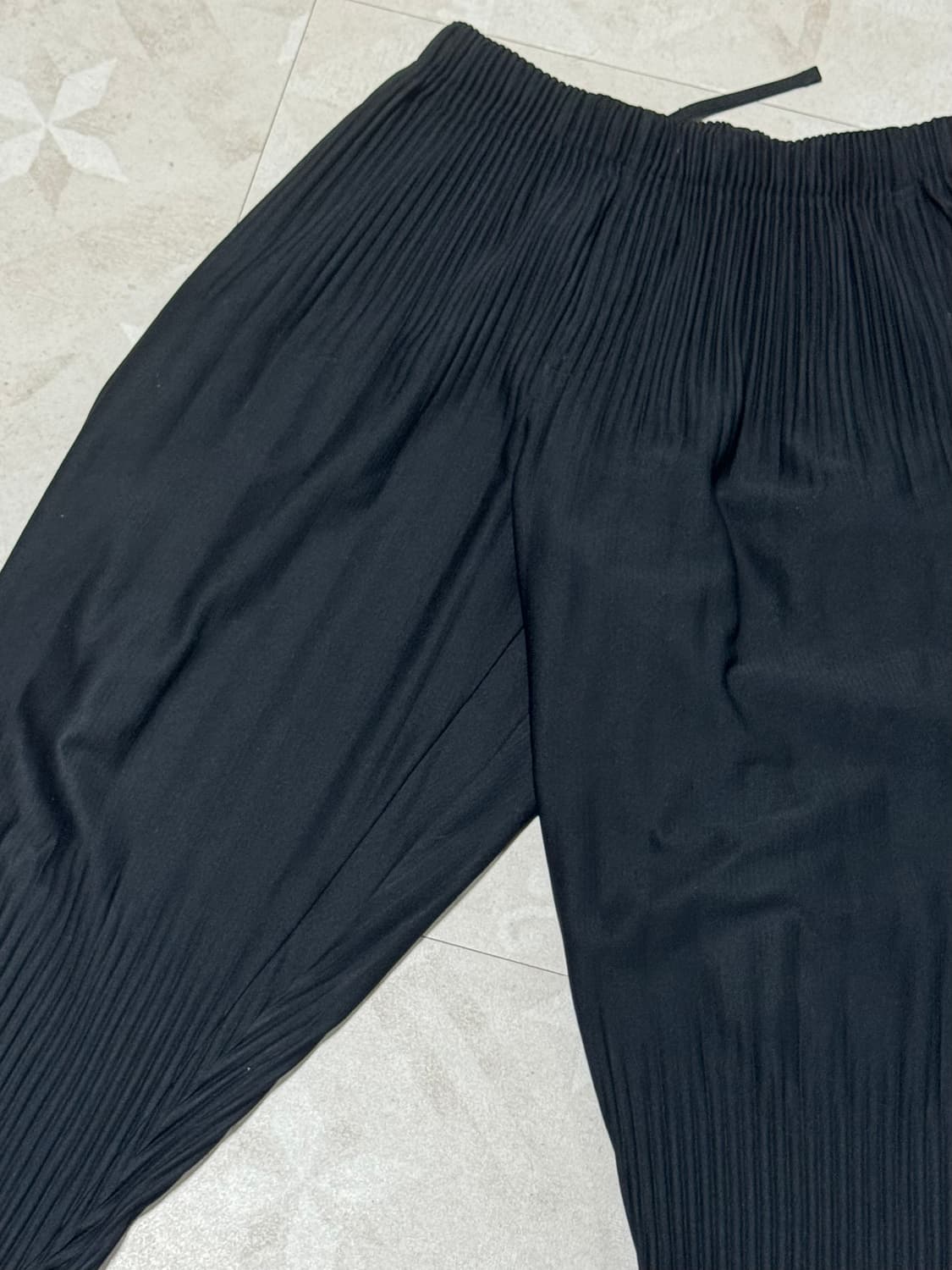 이세이미야케 9부 베이직 팬츠 1 상품이미지2