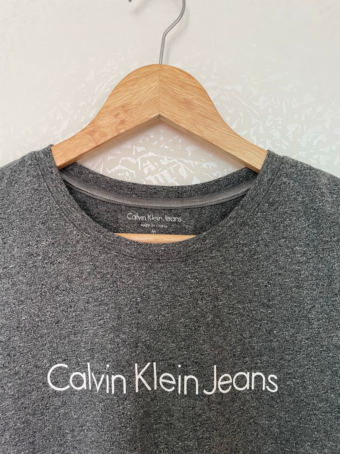 Calvin klein grey baby tee 상품이미지4