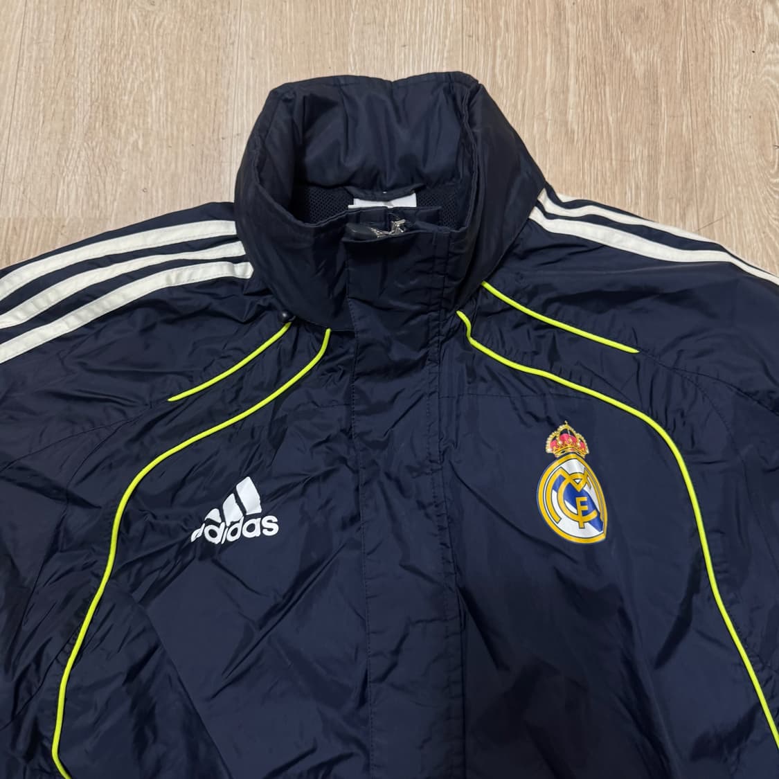 아디다스 레알마드리드 축구 바람막이 자켓 L/100  상품이미지2