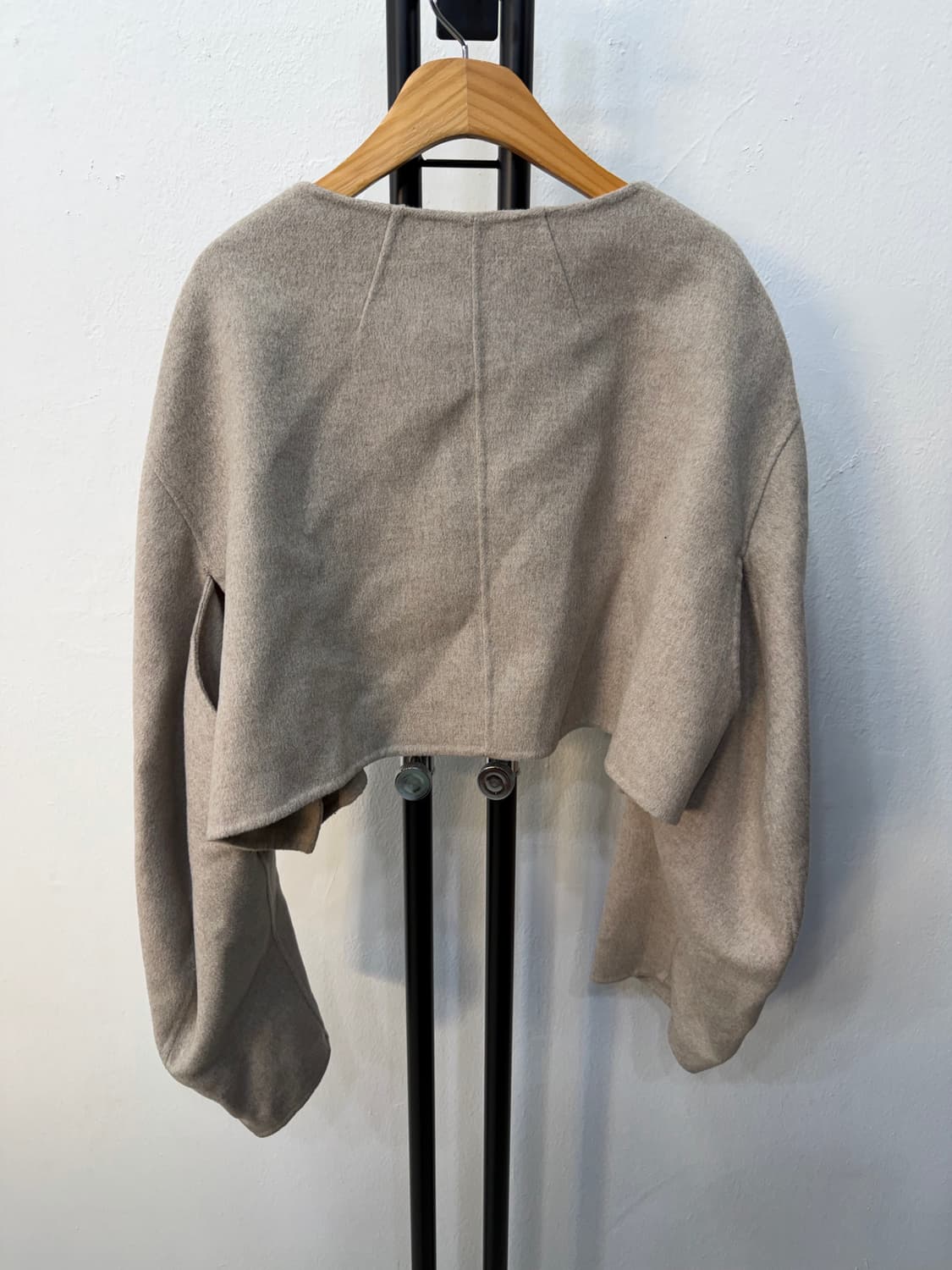 정품) COS 코스 베이지색 크롭자켓 M/L 상품이미지5