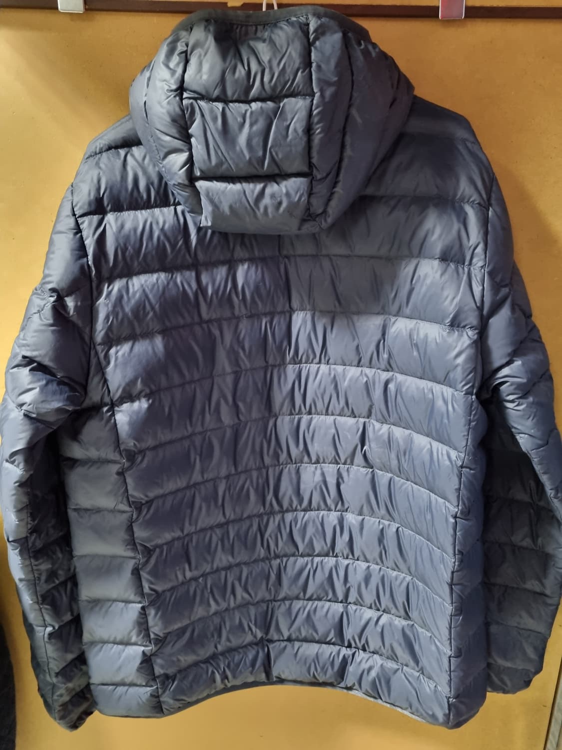 에디바우어 남성 경량패딩  상품이미지2