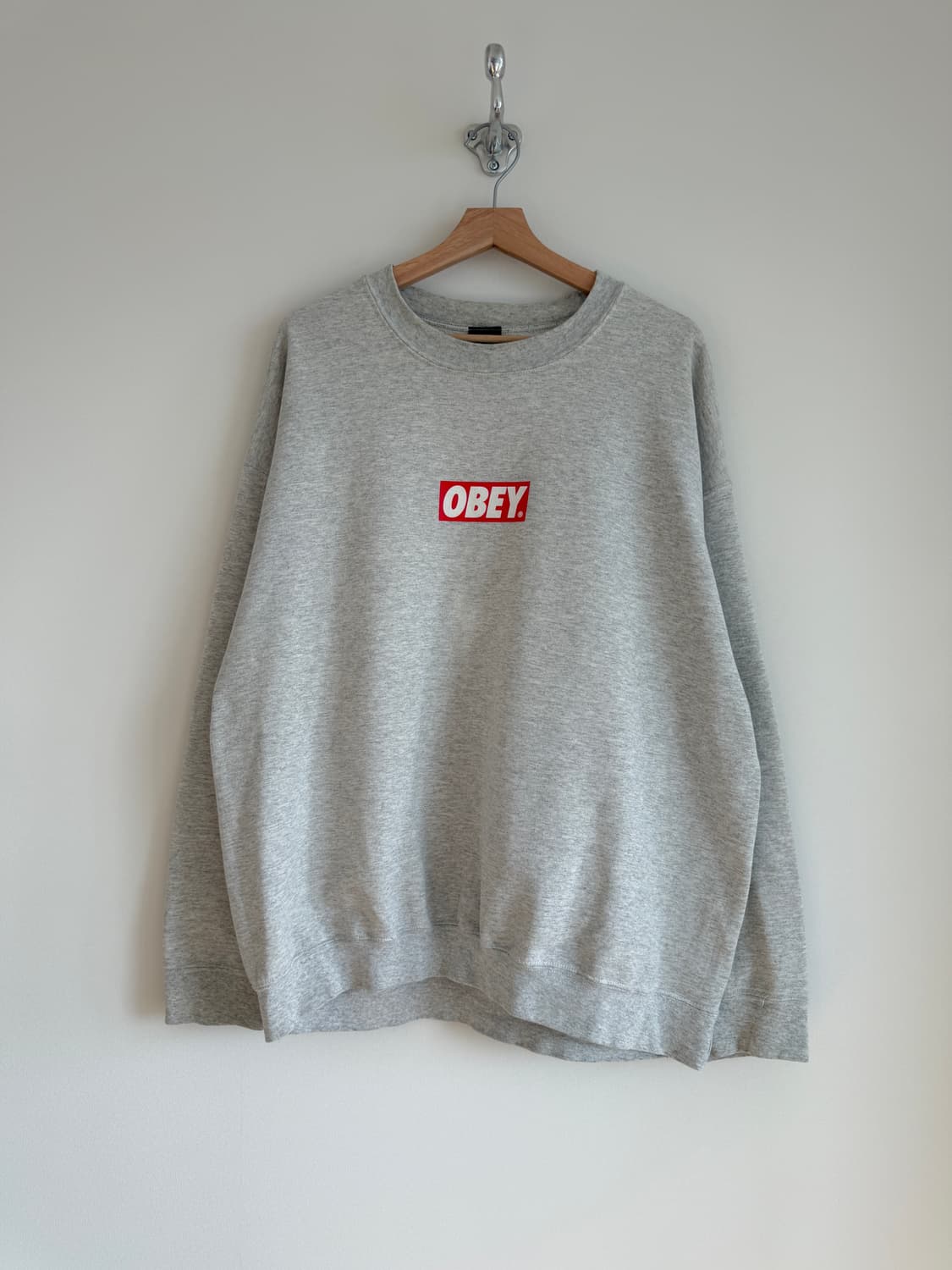 오베이(OBEY) 박스로고 맨투맨 상품이미지1