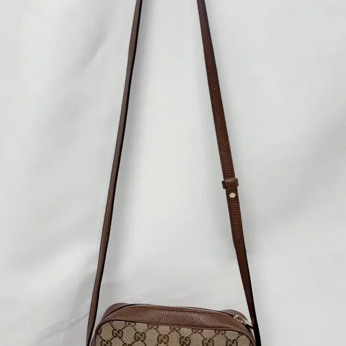 구찌 GG 캔버스 디스코백 크로스백 정품 상품이미지3