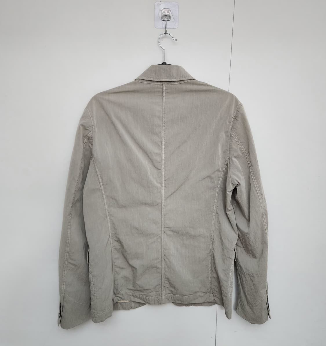 CP컴퍼니 100 자켓. 새상품 상품이미지2