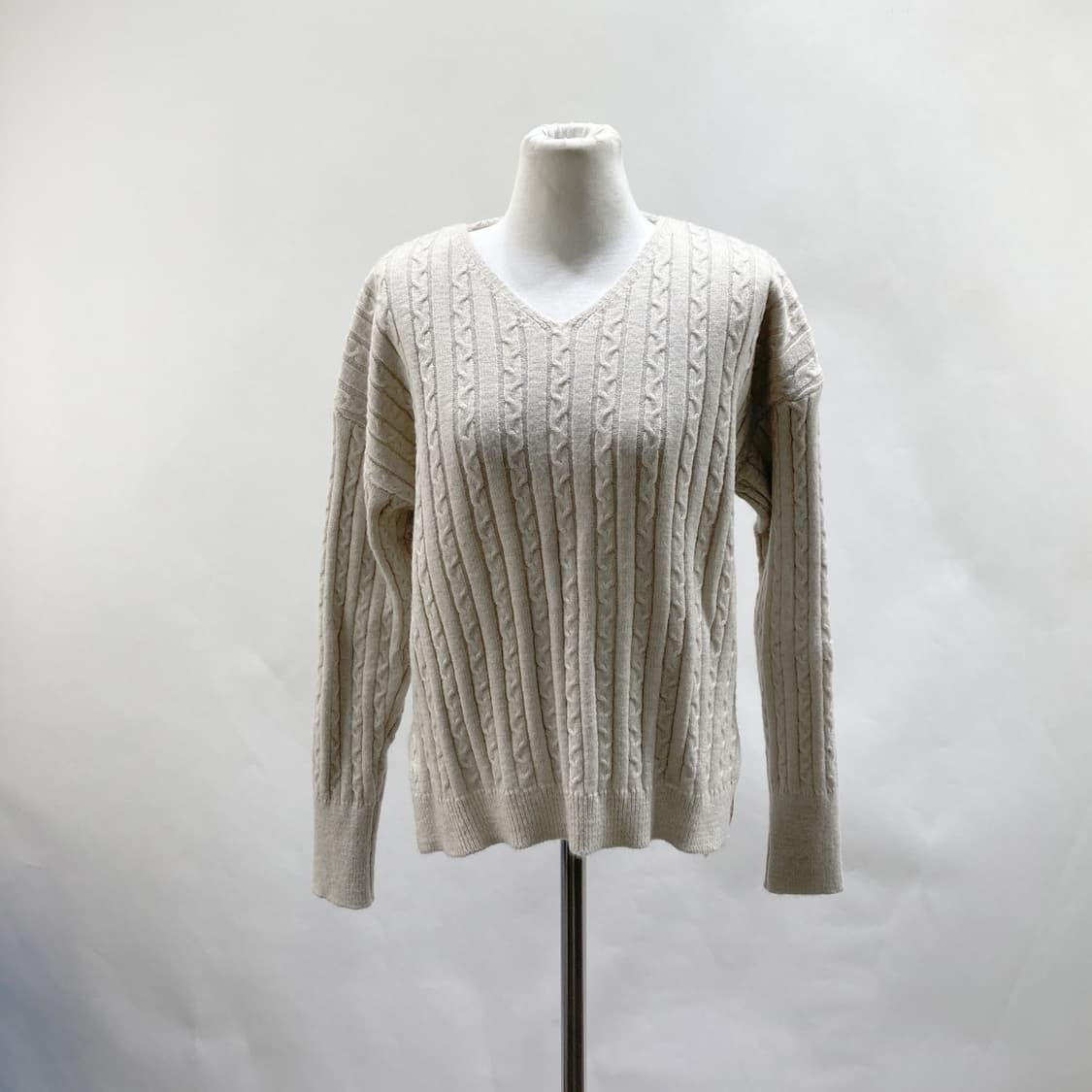 stunning 택새상품 여성루즈핏브이넥니트 f  상품이미지1