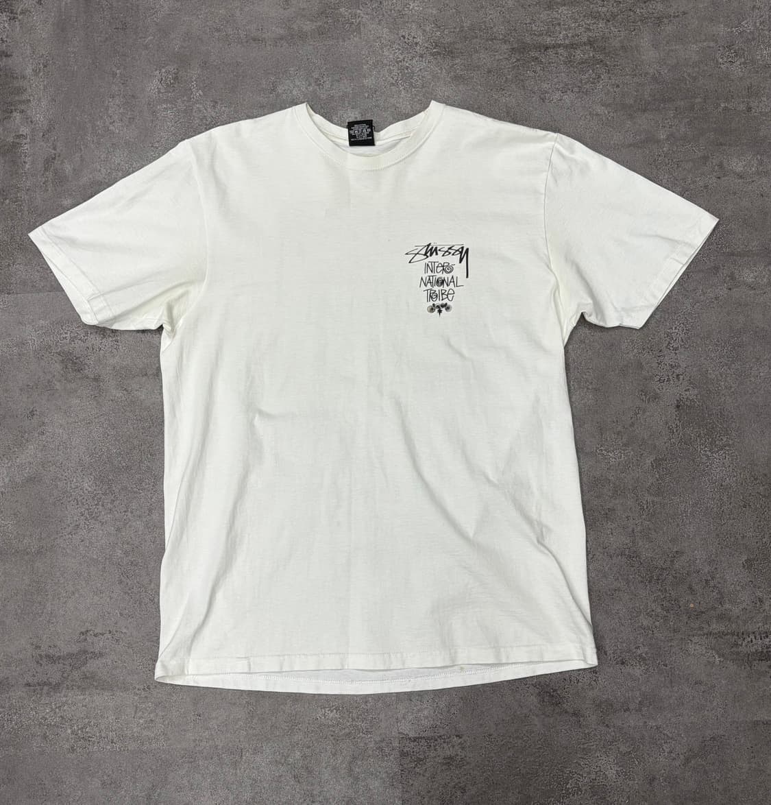 스투시 인터내셔널 화이트 반팔 티셔츠 상품이미지3