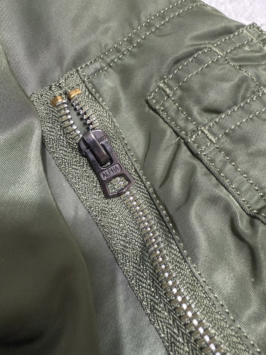 알파인더스트리 MA-1 항공 점퍼 카키 상품이미지7