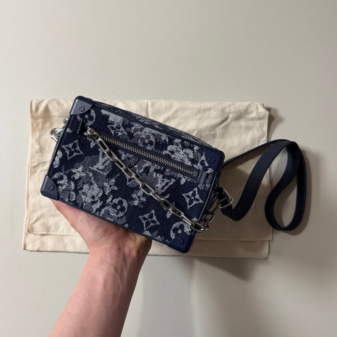 [한정판/당일출고]루이비통 테피스트리 소프트트렁크 크로스백 상품이미지1