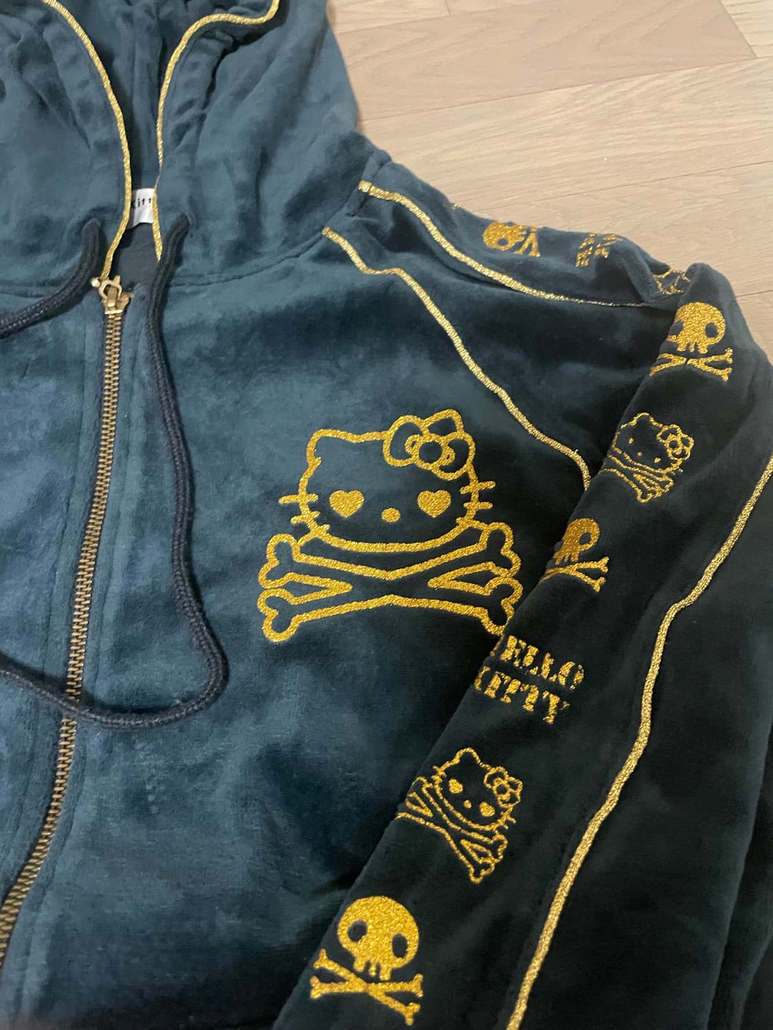 헬로키티 벨벳트레이닝세트 상품이미지3