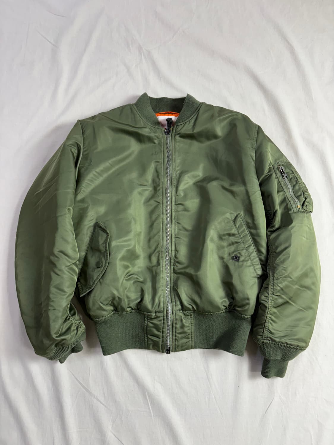 Alpha Industires 알파인더스트리 ma-1 항공점퍼 M 상품이미지1