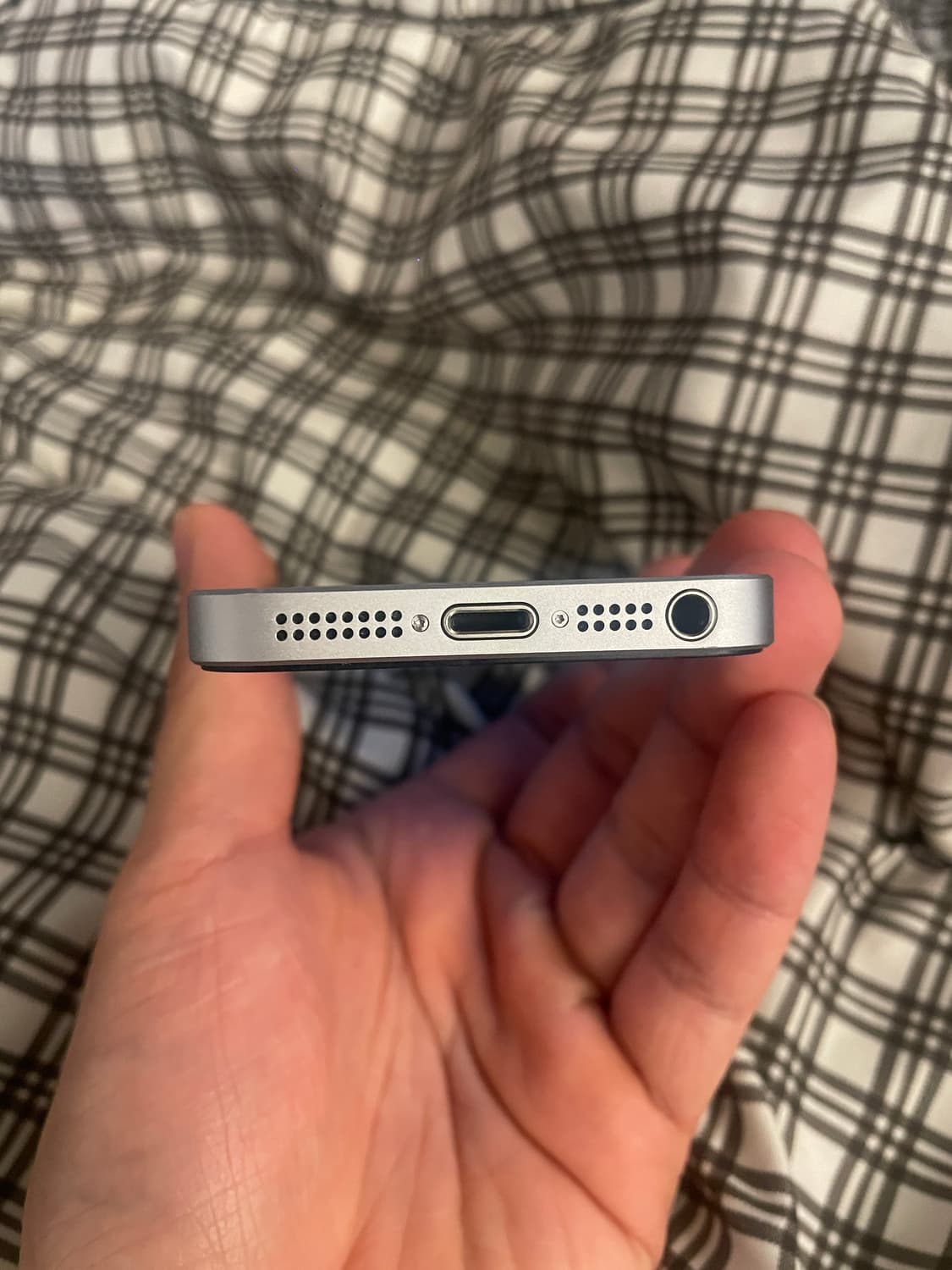 아이폰 SE1 무음카메라 스그 128기가 상품이미지3