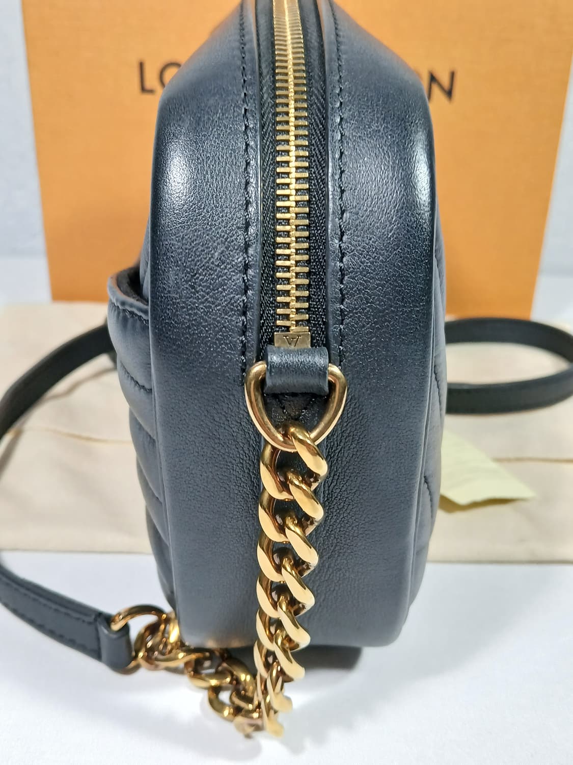 루이비통 뉴웨이브 카메라백 M53682 상품이미지7