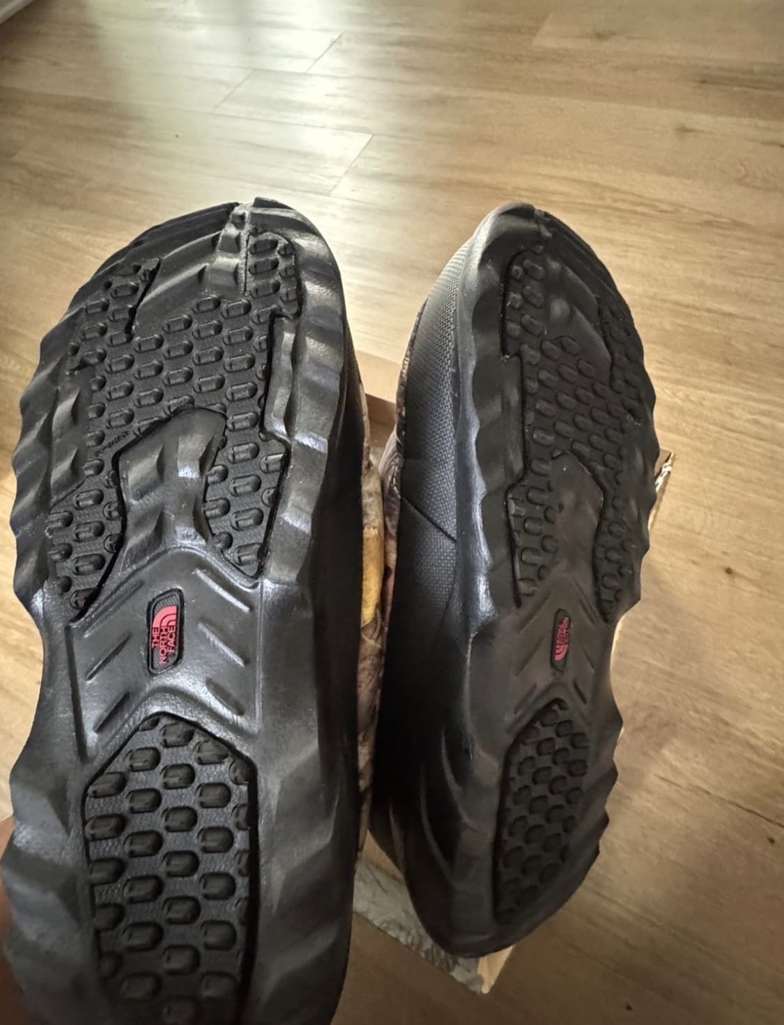 슈프림X노스페이스 리얼트리 눕시 부츠 상품이미지2