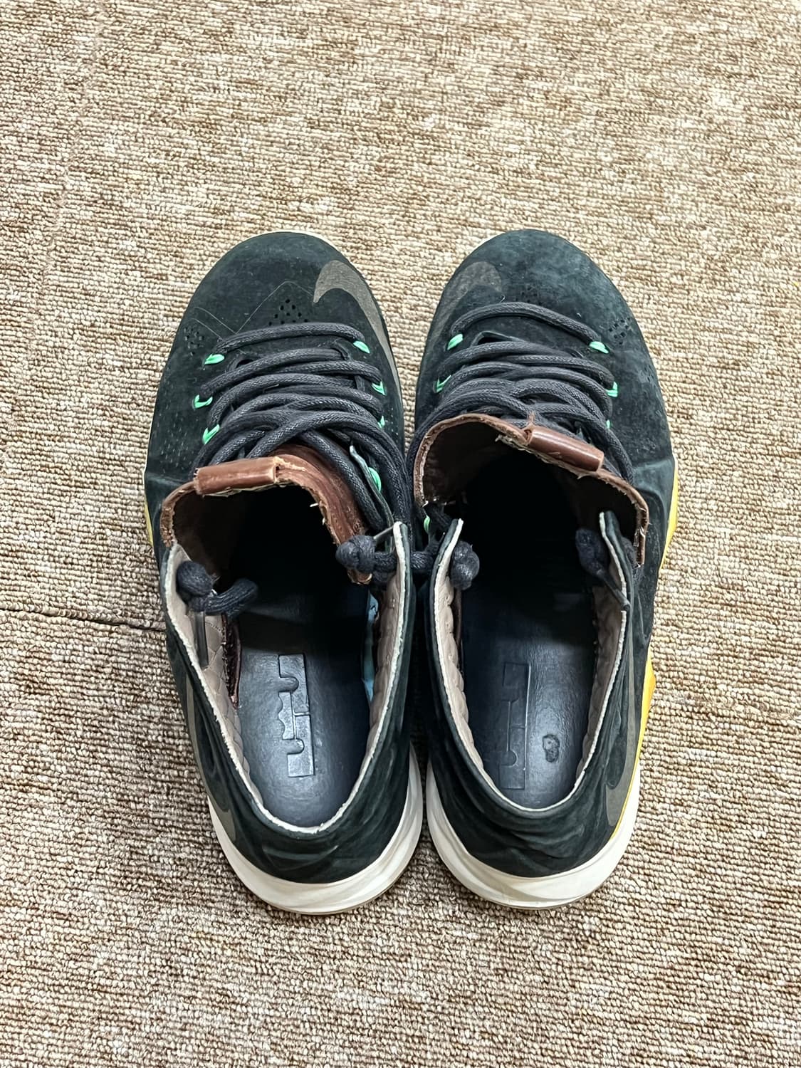 나이키 르브론 10 EXT 블랙 스웨이드 농구화 265 상품이미지6