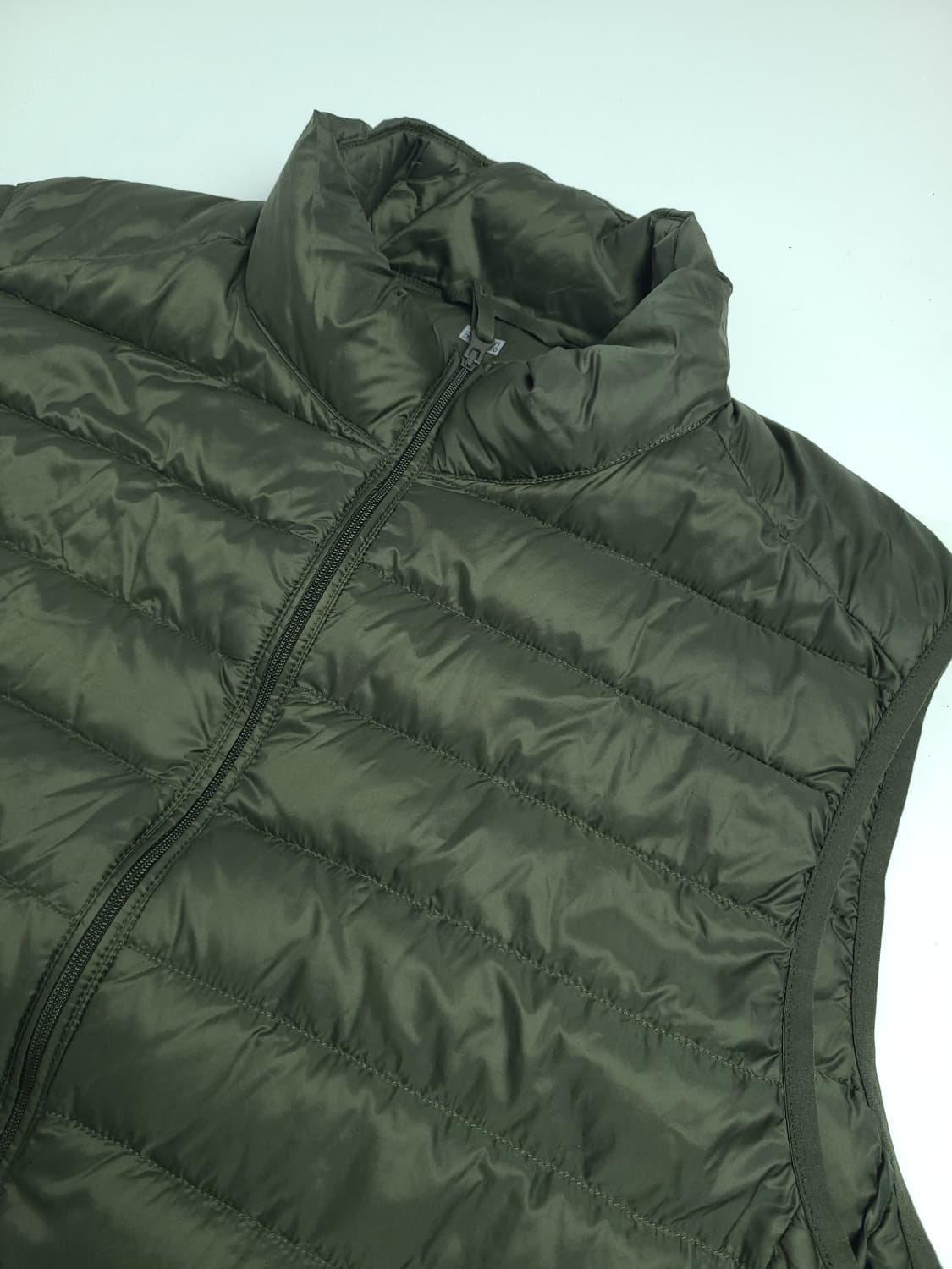 XL)무료배송 유니클로 경량패딩조끼 상품이미지2