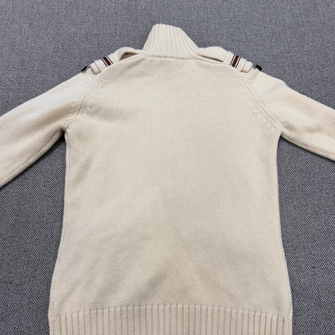 (한글택)버버리 캐시미어 블렌드 하이넥 니트 가디건(M) 상품이미지7
