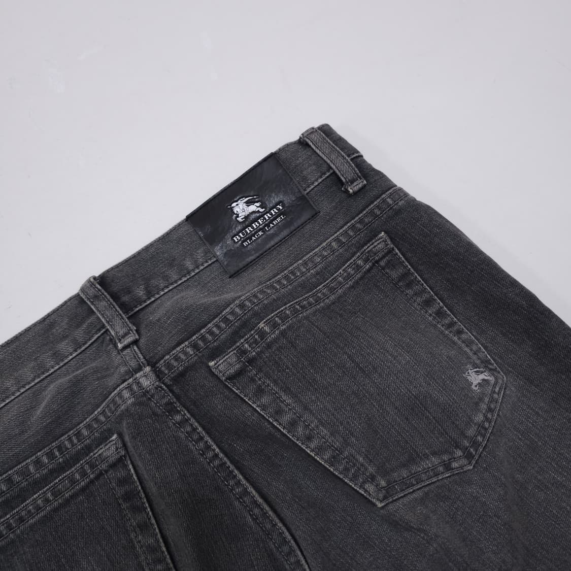 버버리 블랙라벨 흑청 데님 상품이미지5