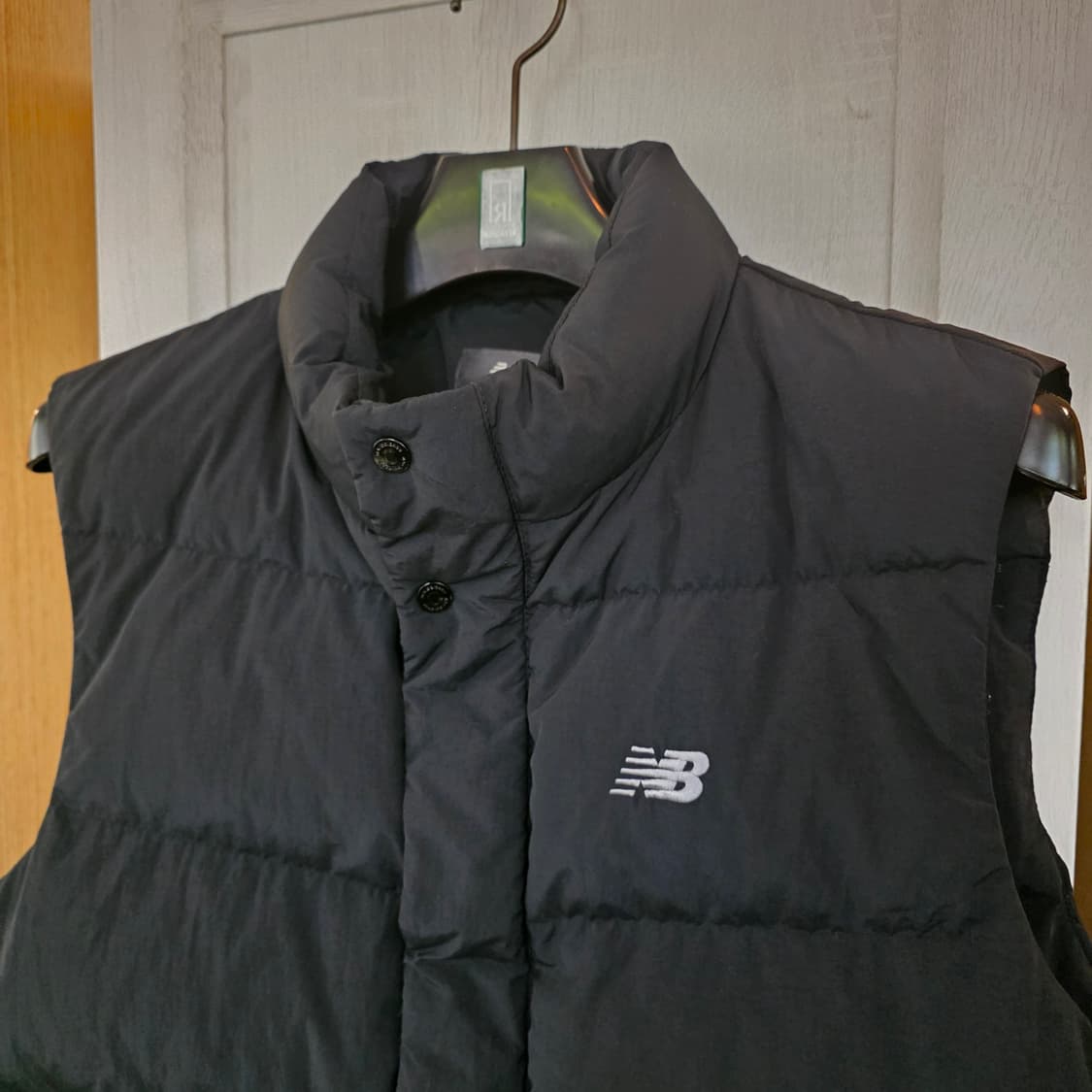 뉴발란스 패딩 조끼 상품이미지2