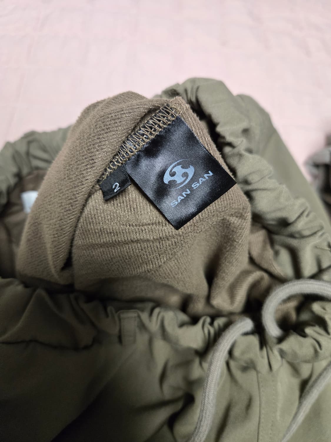 [2] 22FW 산산기어 웨이브 팬츠 머드 카키 상품이미지6