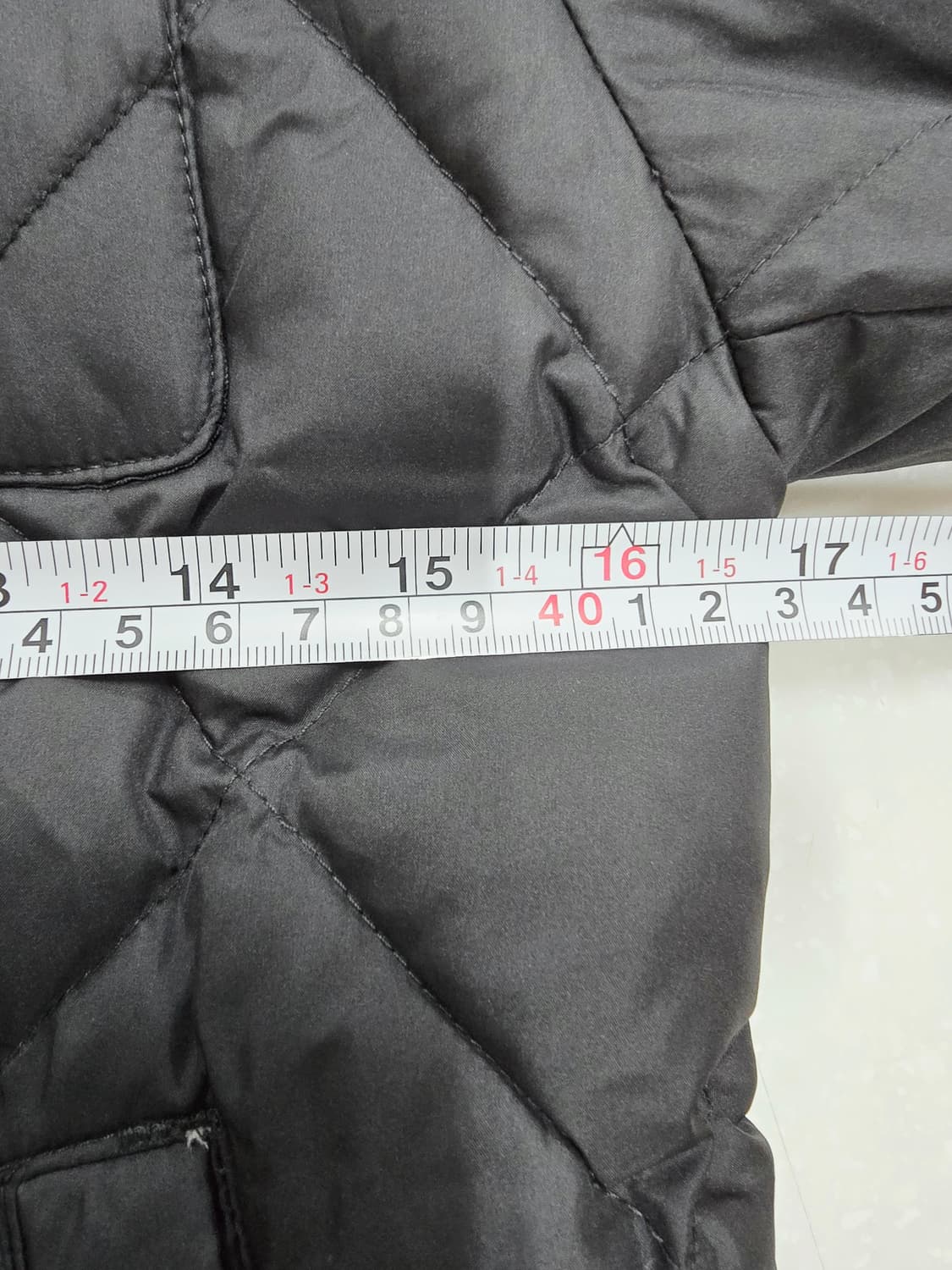 헤지스키즈 블랙 퀼팅 트위드 자켓 상품이미지7