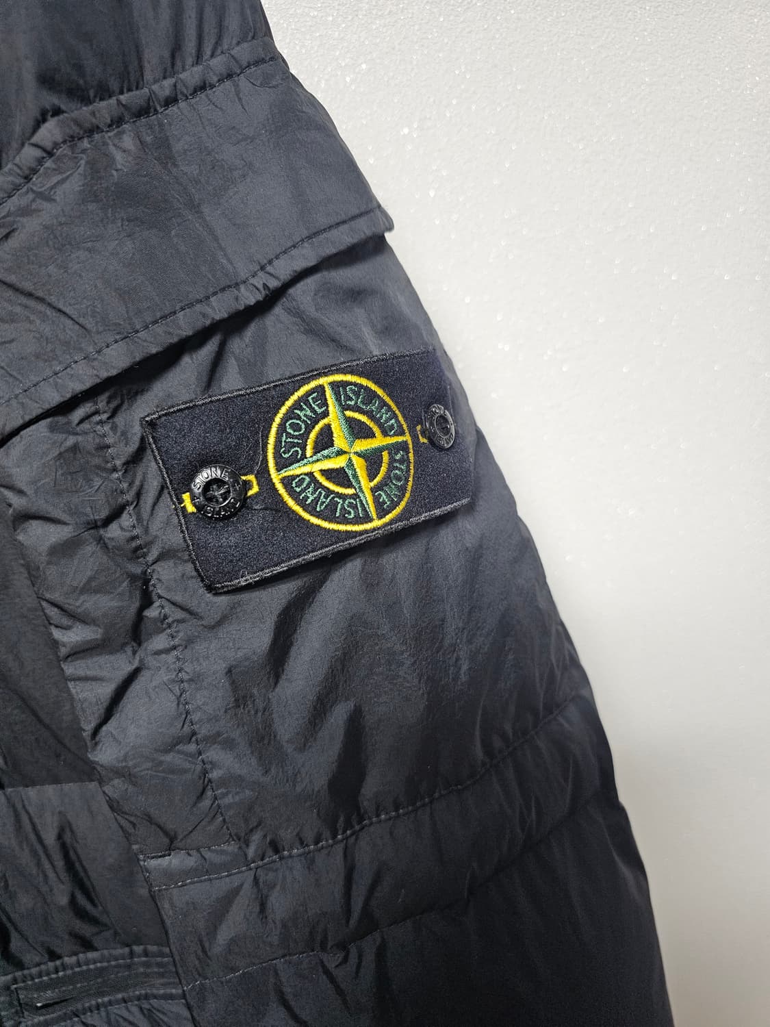 스톤아일랜드 크링클랩스 후드 패딩 상품이미지3