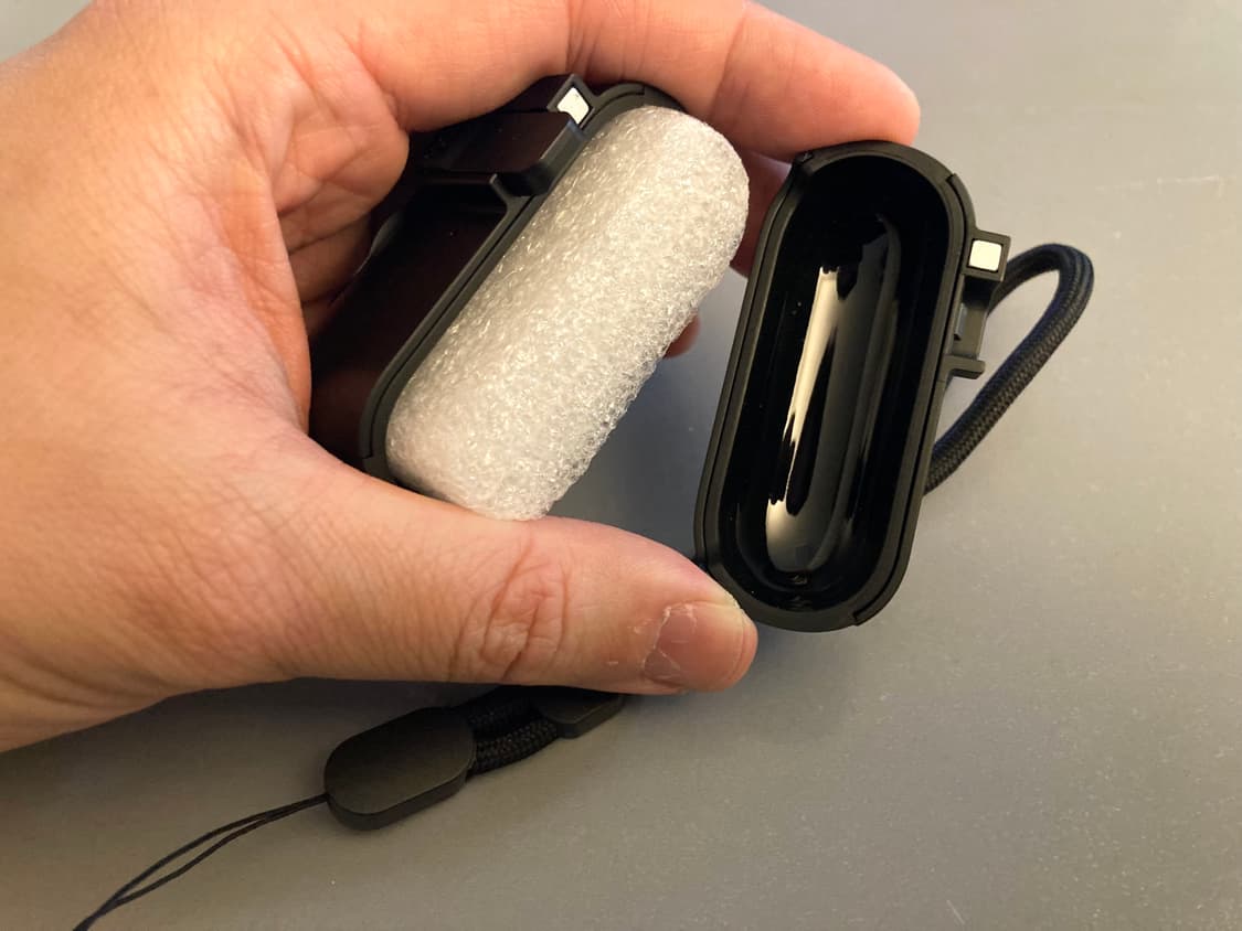 (새상품)에어팟 프로2 마그네틱 락 범퍼 케이스 상품이미지4