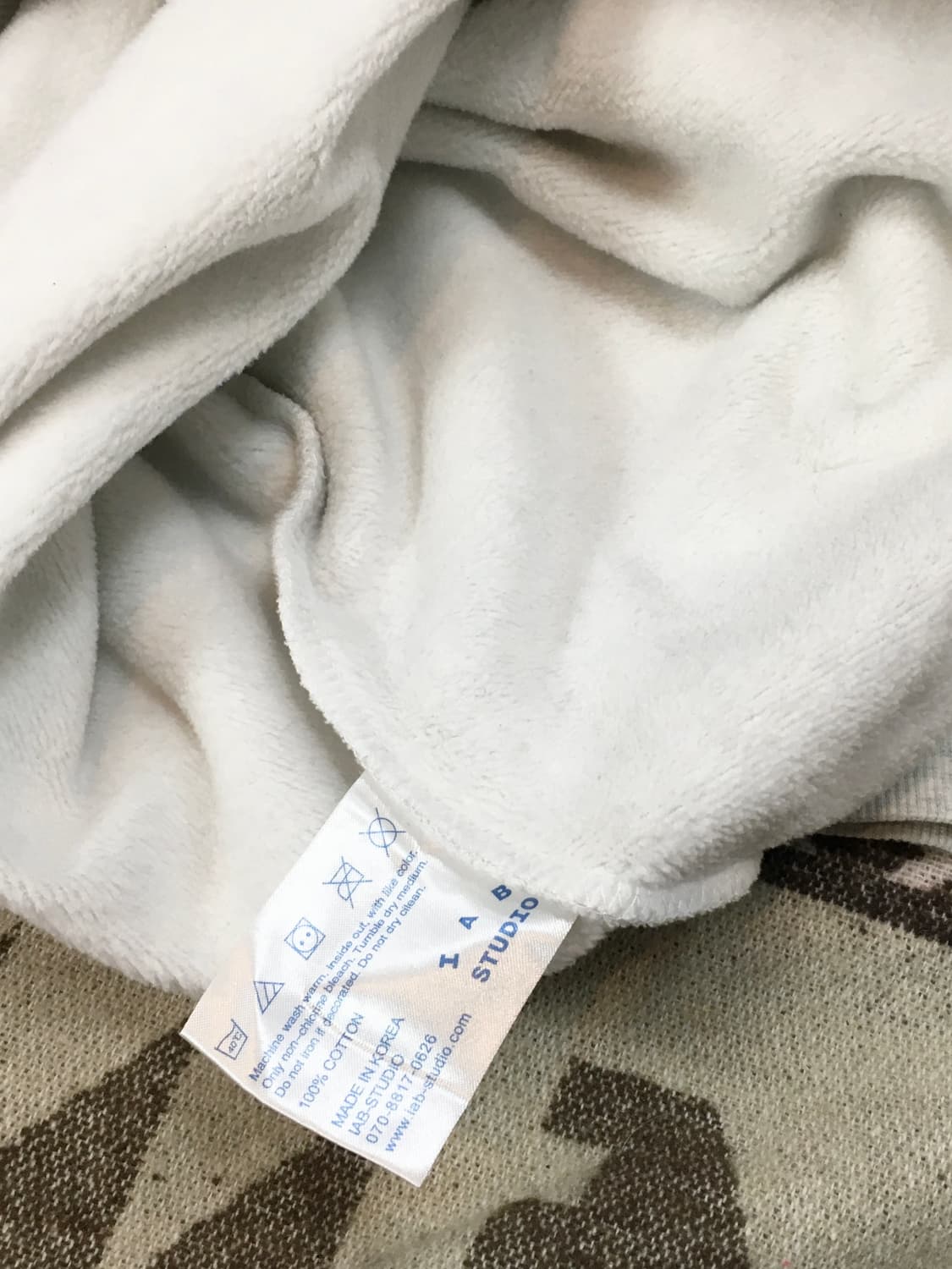 아이앱 스튜디오 후드티 화이트레드 상품이미지9