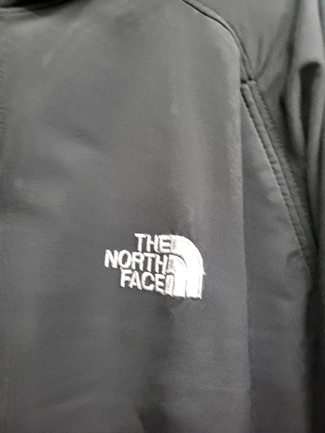 노스페이스 블랙 바람막이 자켓100 가슴.55 기장70 상품이미지2