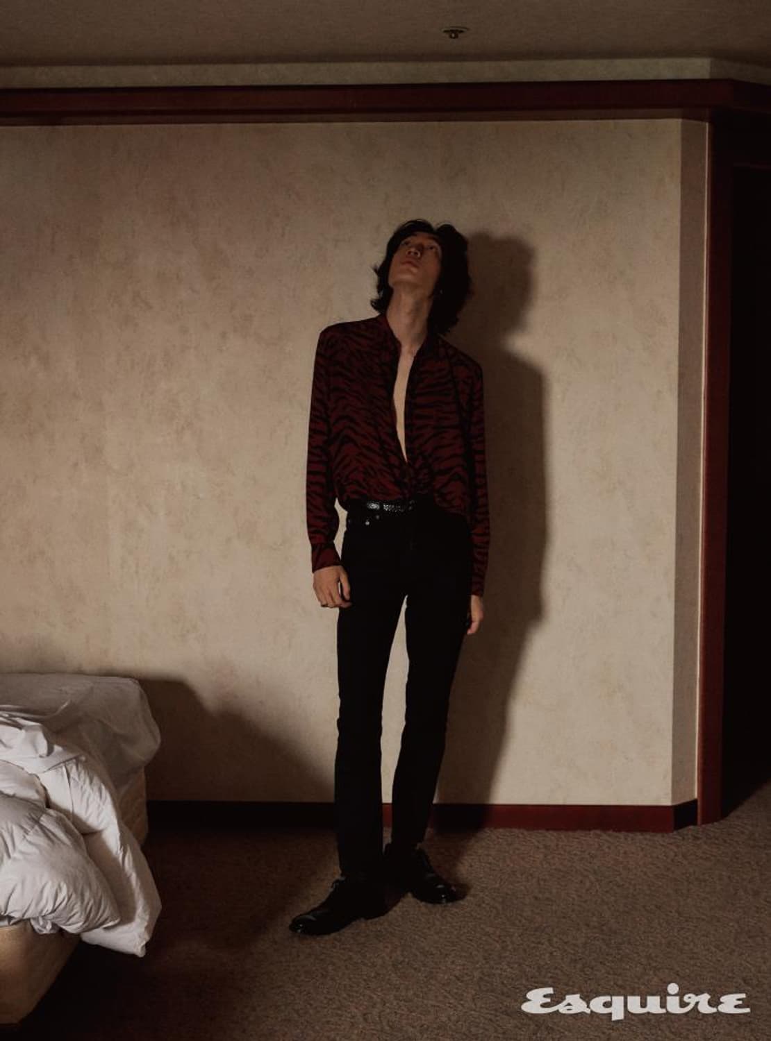 생로랑 스테디 블랙진 상품이미지1