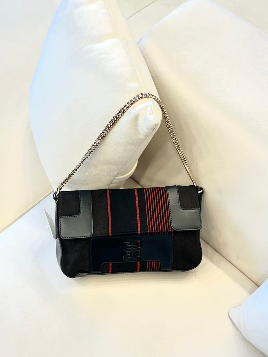 지방시 빈티지 체인 숄더백 (정품) 상품이미지1