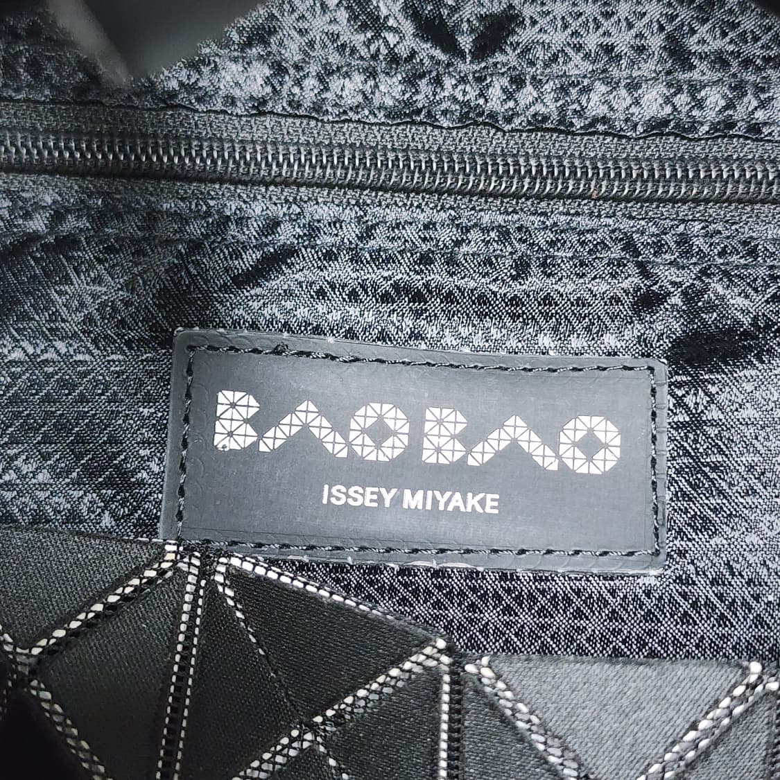 이세이미야케 바오바오 루센트백
 상품이미지5