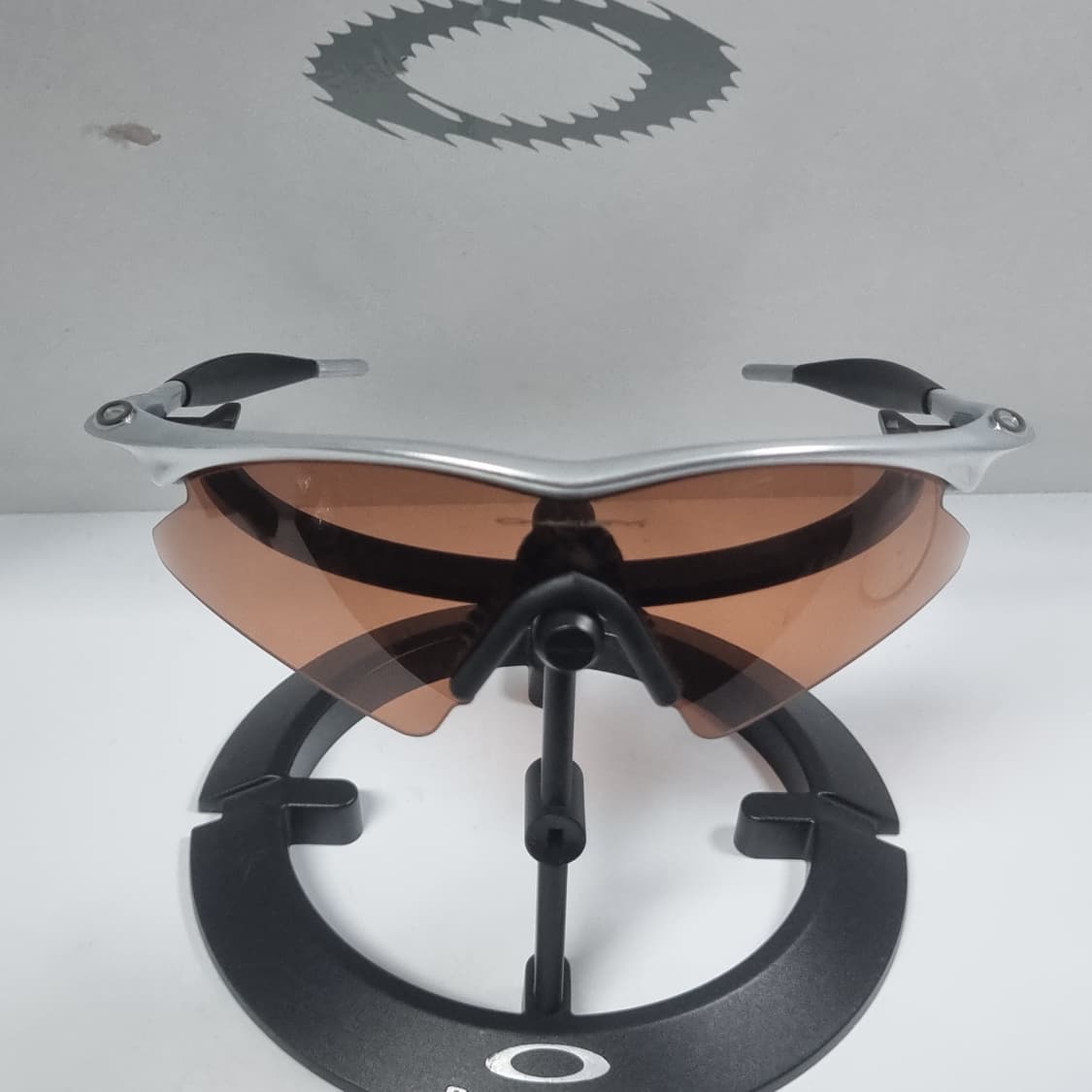 오클리 PRO 엠프레임 폴리쉬드 알루미늄 Vr28 상품이미지3