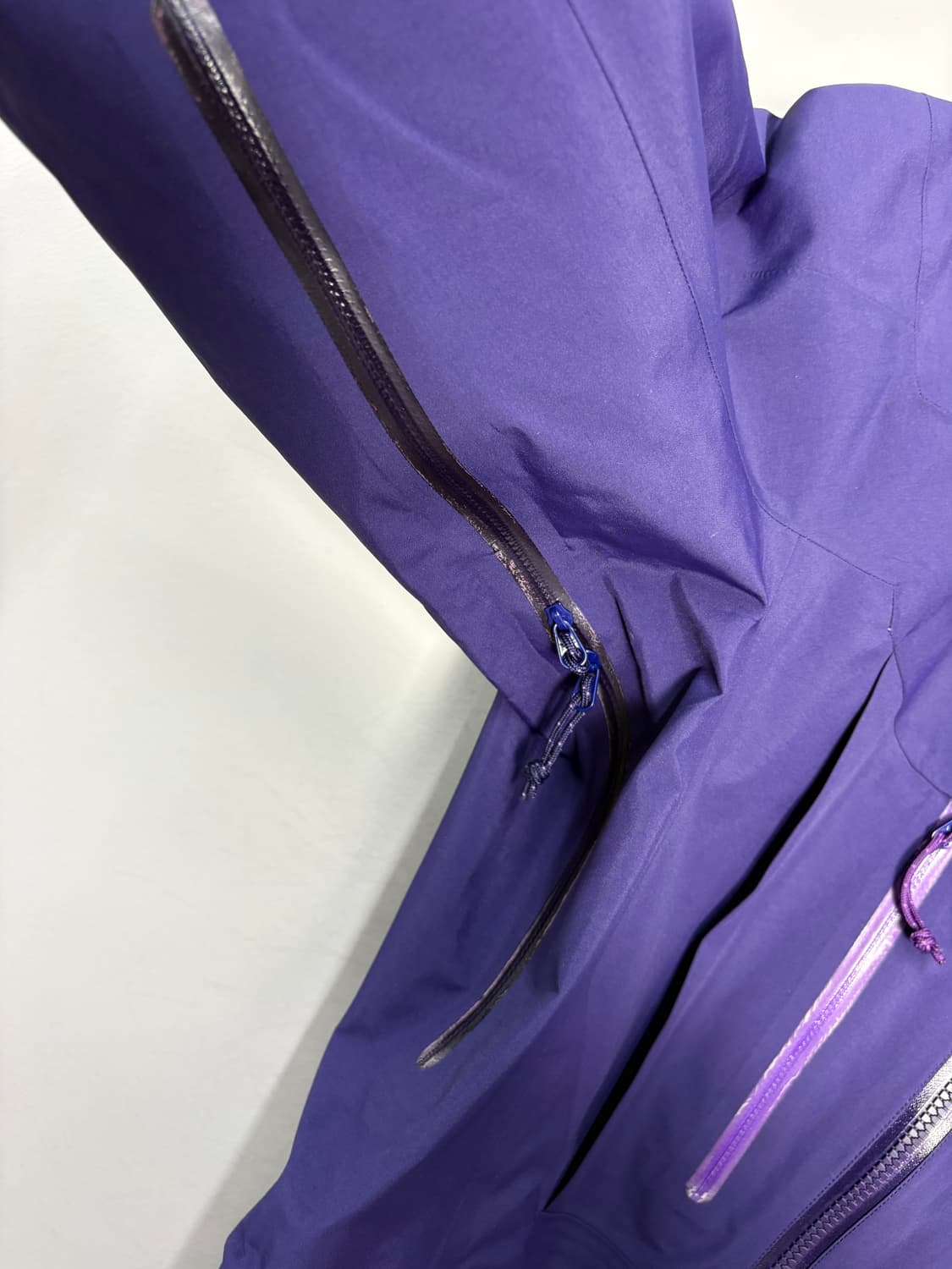 아크테릭스 알파 SV 고어텍스 자켓 A3723 상품이미지4