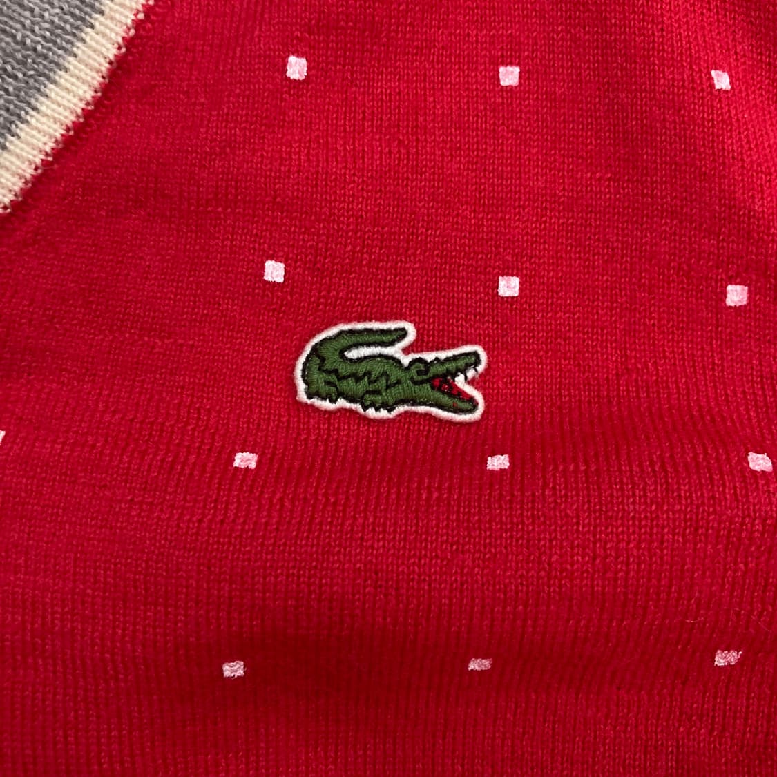 라코스테 레드 컬러 스몰 로고 니트 상품이미지2