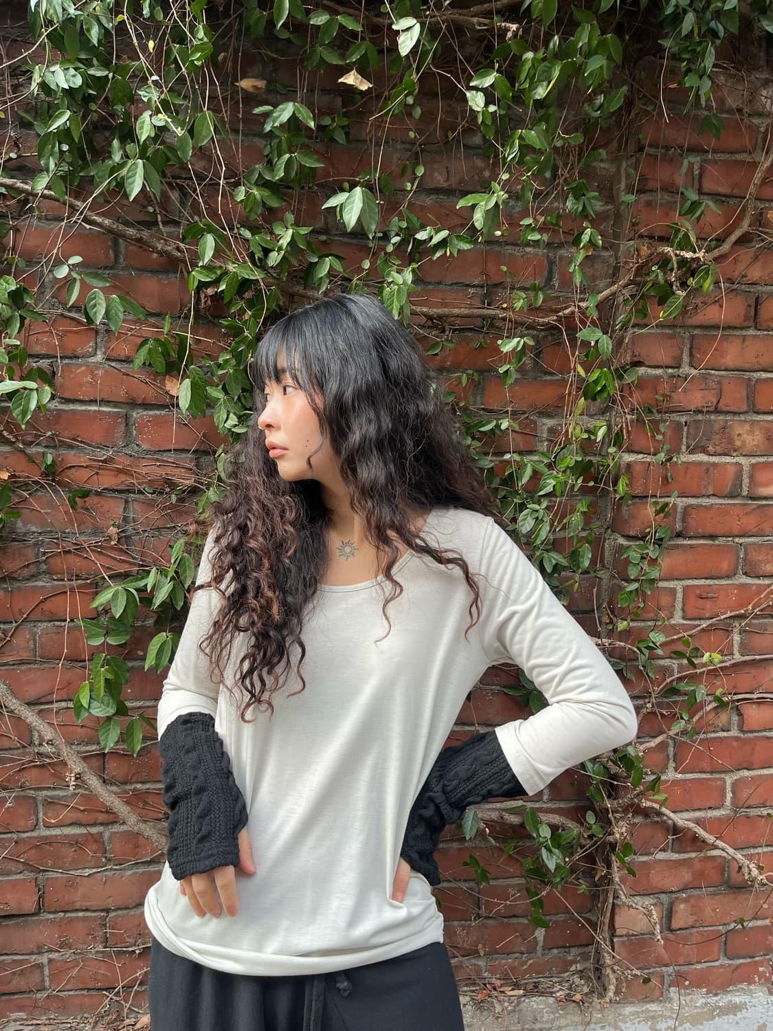 소매 꽈배기 워머 포인트 롱 슬리브 상품이미지1